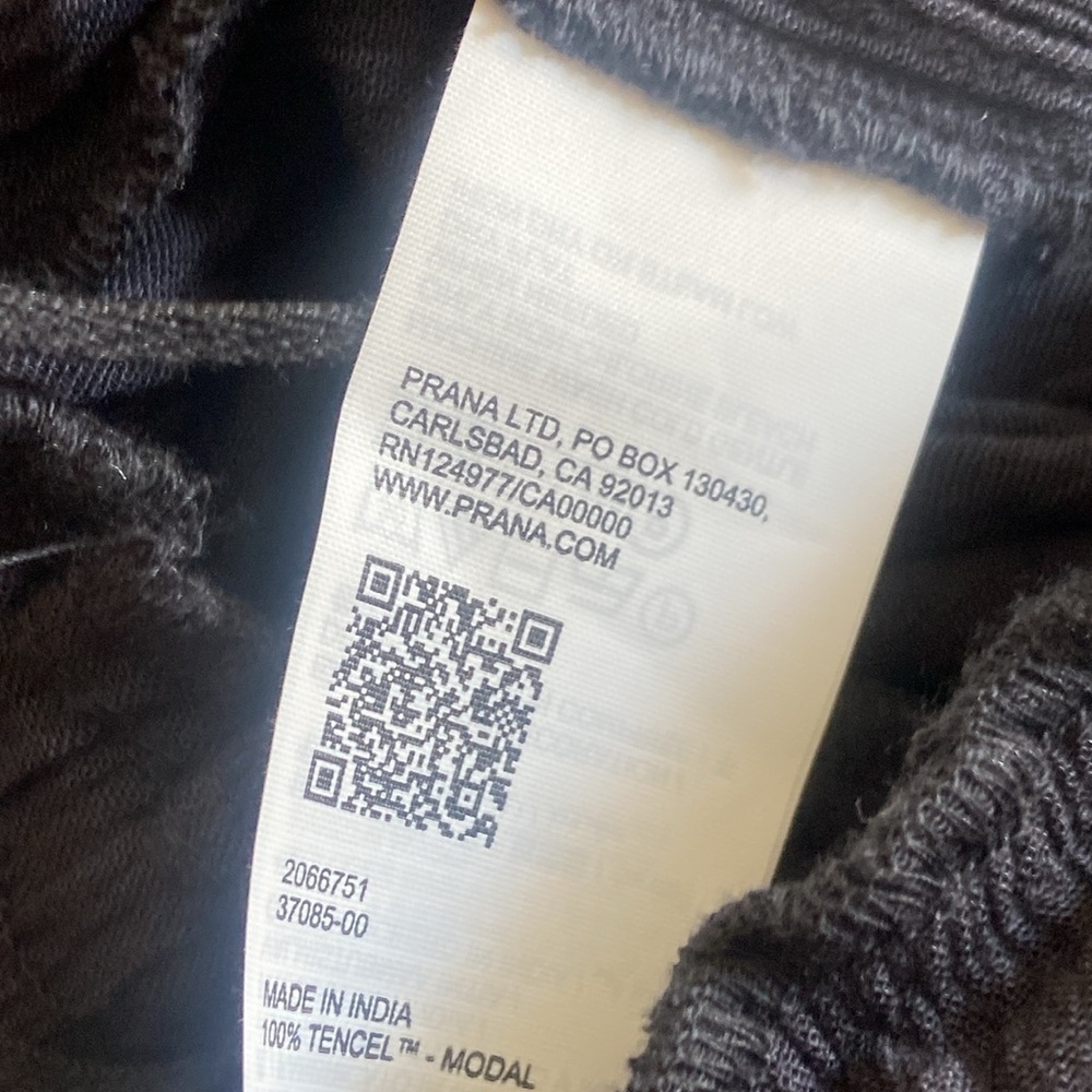 NWT Prana Fernie Wide Leg Black Beachy Crepey Cover Up Jumpsuit Womens Size S - Picture 12 of 13